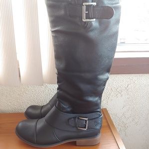 New black boots